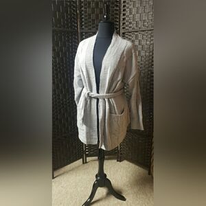 MAGNOLIA BOUTIQUE CABLE KNIT CARDIGAN